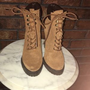 Girls Heel boots